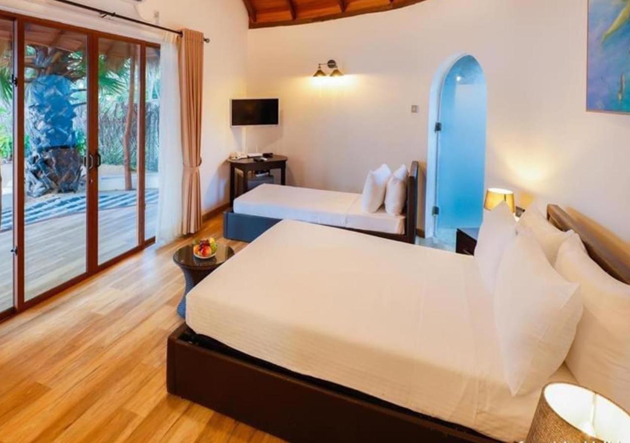 The Blue Lagoon Resort Kalpitiya Esterno foto
