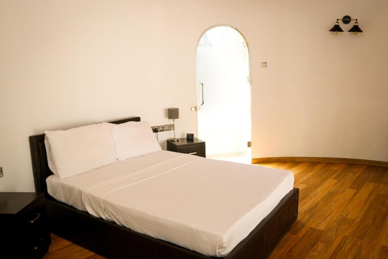 The Blue Lagoon Resort Kalpitiya Esterno foto