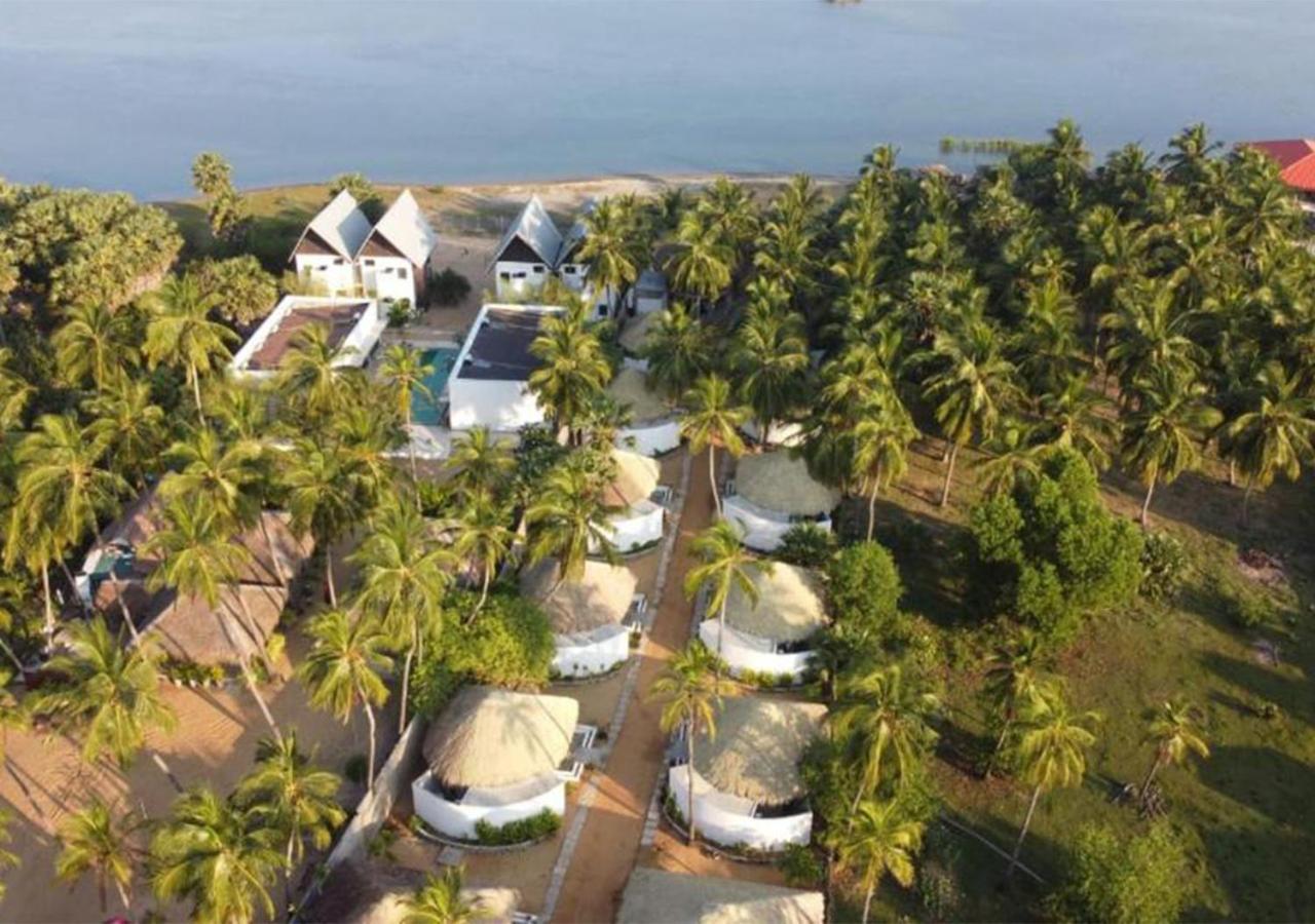 The Blue Lagoon Resort Kalpitiya Esterno foto
